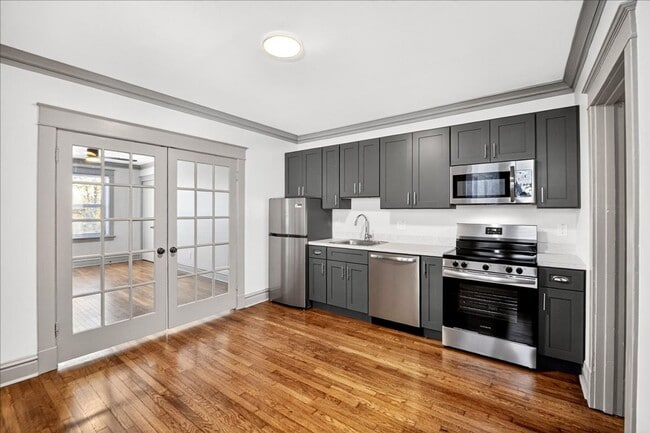 Building Photo - Pizza Prynce