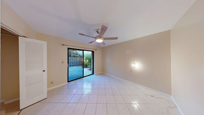 Building Photo - 2BR/ 2BA Condo In Golden Lakes - An Active...