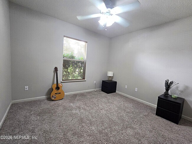 Building Photo - 963 Collinswood Dr