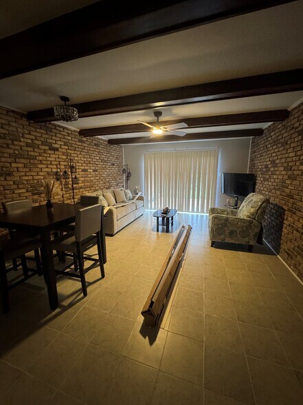 Building Photo - 3162 Highway 1 S