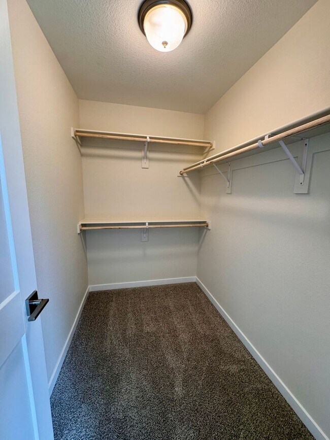 Building Photo - New Construction 3 Bedroom Townhome in University Park