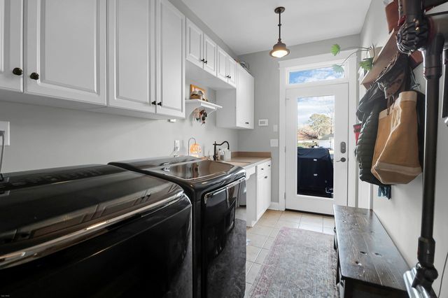 Building Photo - 1117 Sabrina Cir