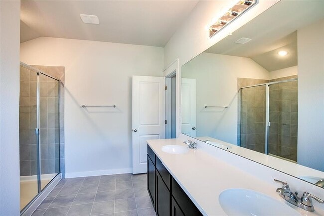 Building Photo - 603 Pheasant Hill Ln