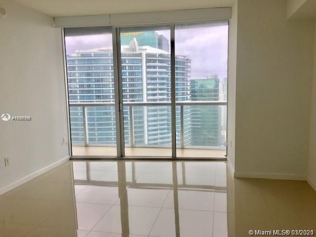 Building Photo - 475 Brickell Ave