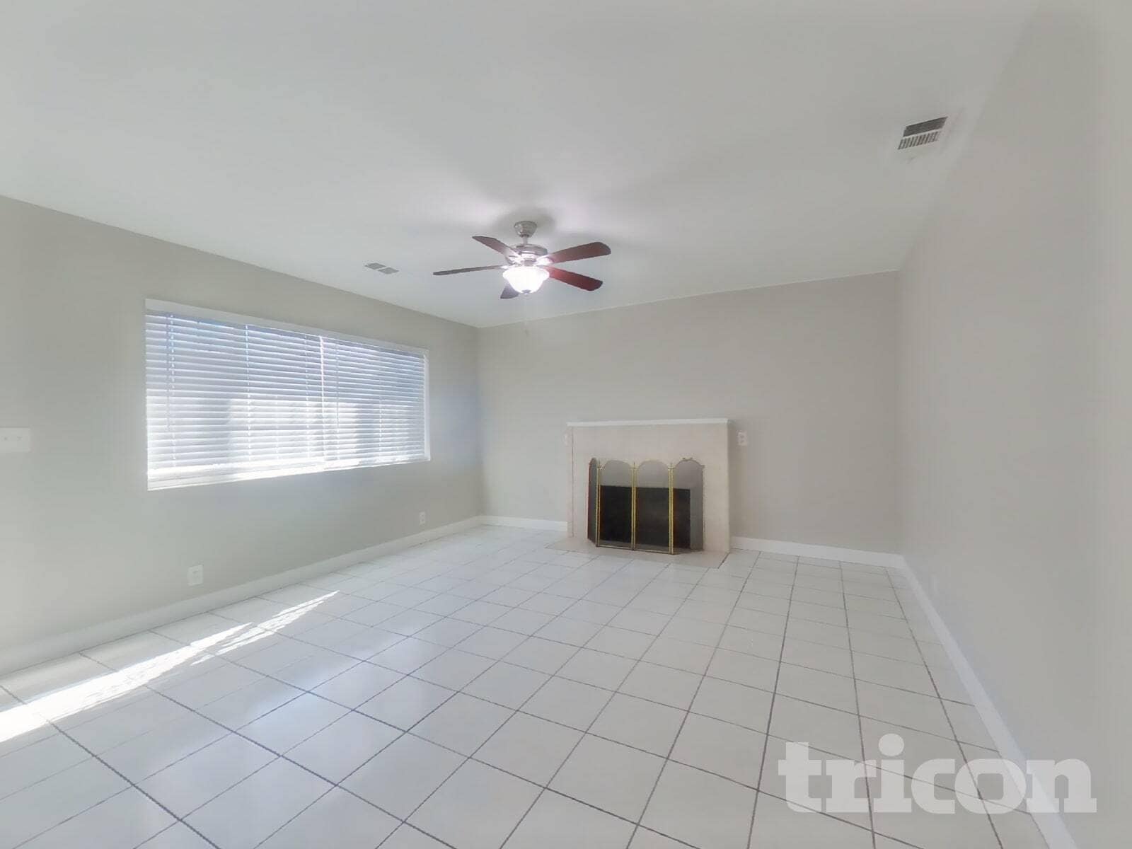 Building Photo - 684 Brown Ave