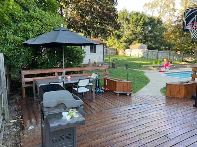 Building Photo - 2025 US Open Rental with Heated, In Ground...