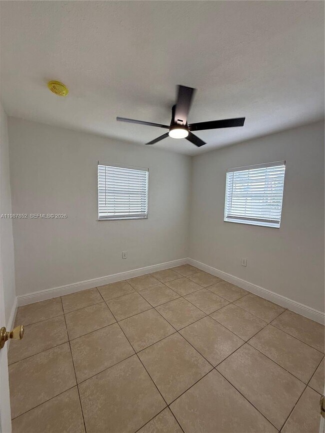 Building Photo - 7320 Ramona St