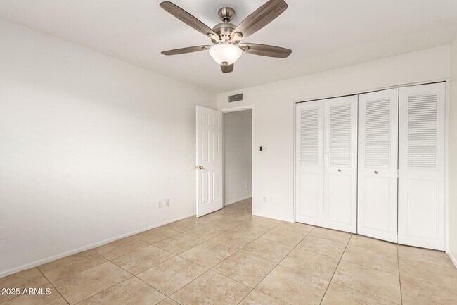 Building Photo - 8308 E Buena Terra Way