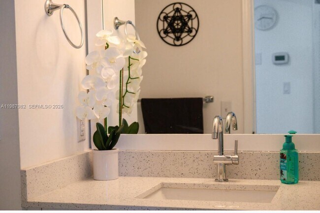 Building Photo - 8901 S Hollybrook Blvd