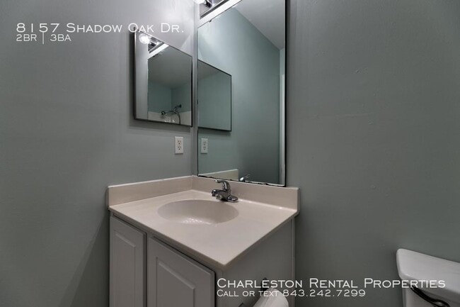 Building Photo - 8157 Shadow Oak Dr