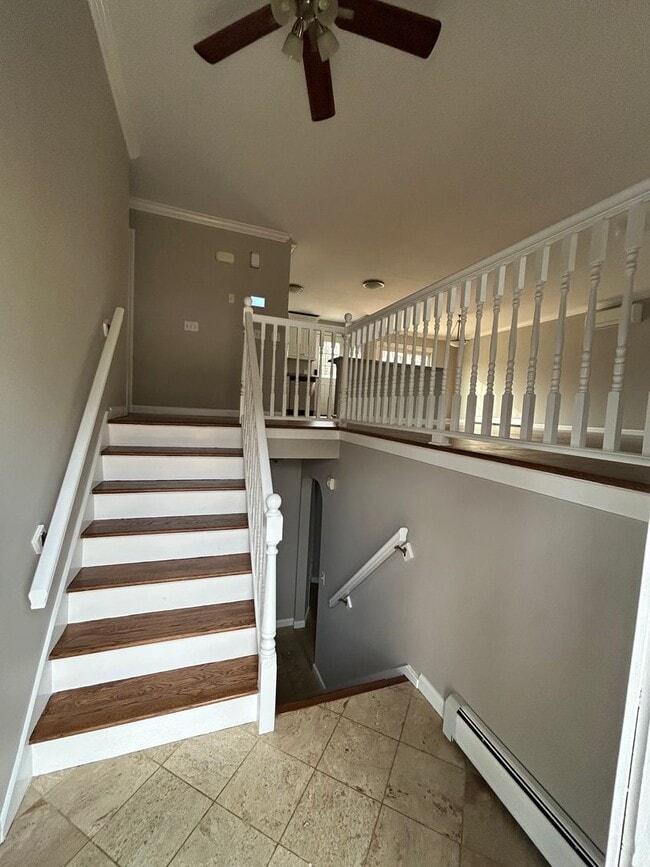 Building Photo - 3BR/2.5BA Home In Torrington