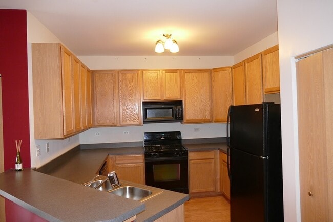 Building Photo - 205 Springbrook Trail S