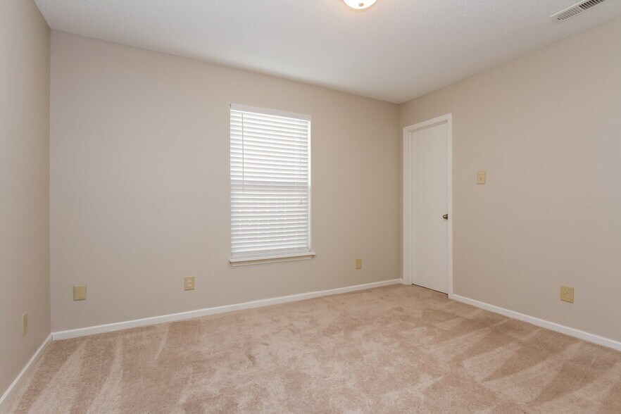 Building Photo - 1745 Brassica Way