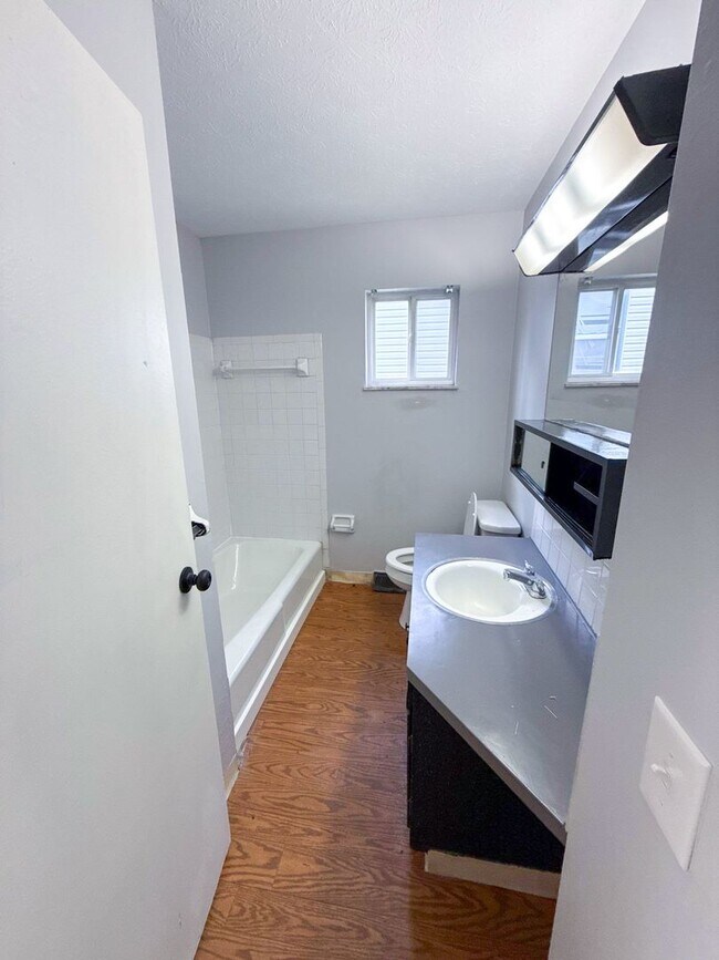 Building Photo - Newly Rehabbed 3 Bedroom Home with Basement and Driveway [RENT-TO-OWN]