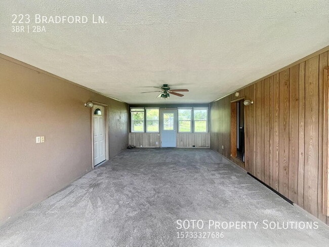 Building Photo - 223 Bradford Ln