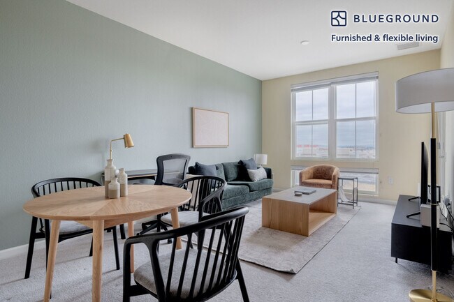 Building Photo - 1000 National Ave