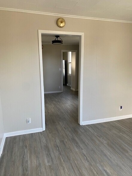 Building Photo - 507 Broadway