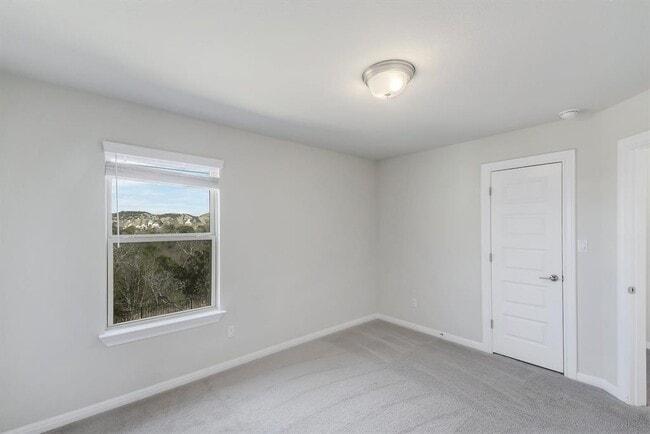 Building Photo - 6820 Llano Stage Trl