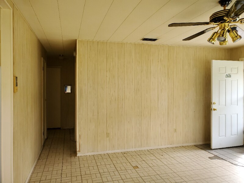 Building Photo - 5787 US-441