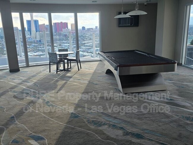 Building Photo - 200 Hoover Ave