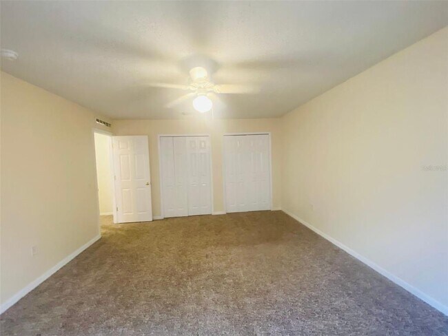 Building Photo - 225 Jocelyn Dr
