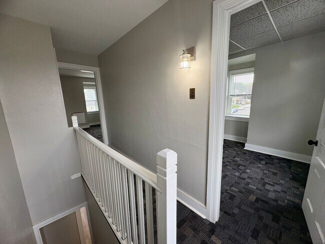 Building Photo - 540 Dallas St