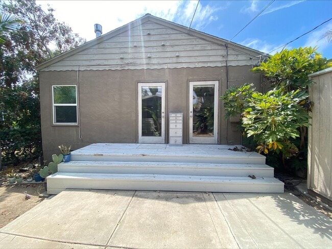 Building Photo - A North Park Gem! Remodeled! One of a kind...