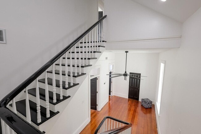 Building Photo - 444 Greene St