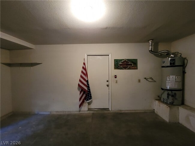 Building Photo - 253 Buckskin St