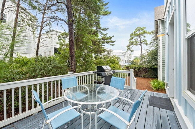 Building Photo - 21 Magical Pl