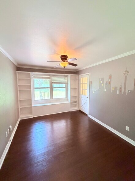 Building Photo - 4036 NW 30th Ter