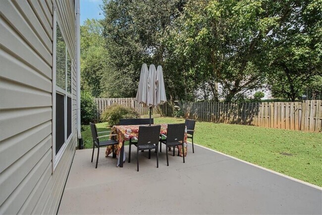 Building Photo - 506 Weatherstone Ct
