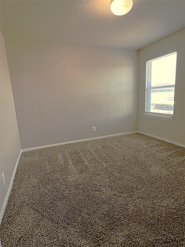 Building Photo - 17222 Hannah Oaks Ln
