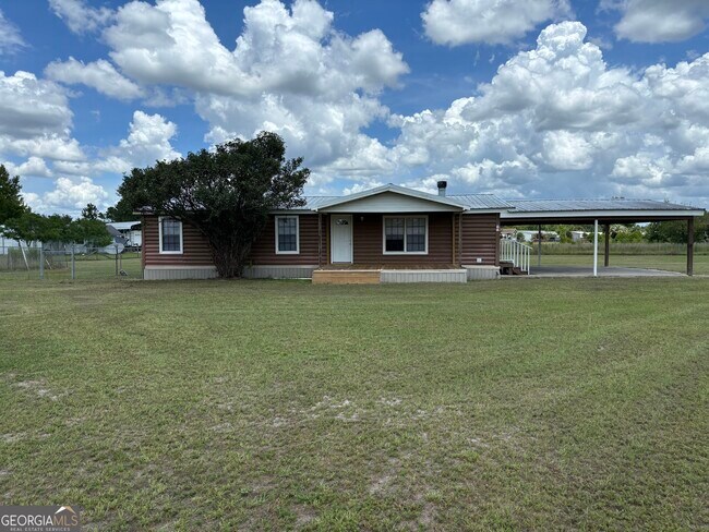 Building Photo - 266 Spring Lake Dr