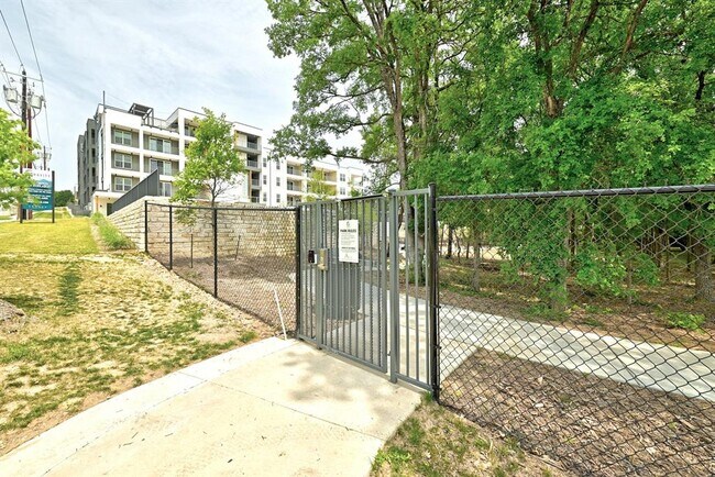 Building Photo - 4801 Springdale Rd