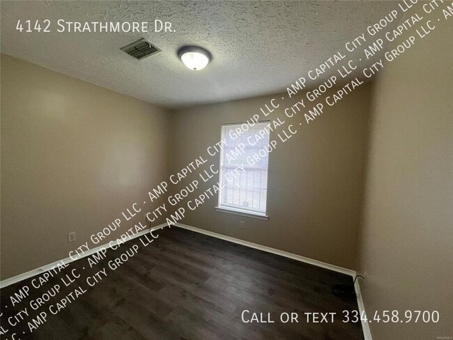 Building Photo - 4142 Strathmore Dr