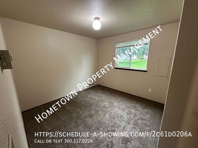 Building Photo - 640 Bavarian Ln SE