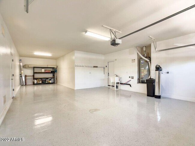 Building Photo - 2406 W Sienna Bouquet Pl