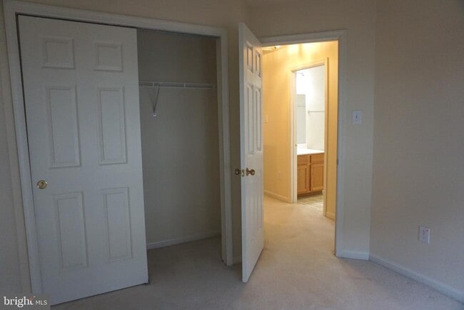 Building Photo - 9724 Athletic Way