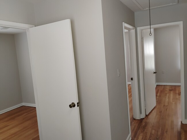 View of all three bedrooms from hallway - 1711 Norton Rd