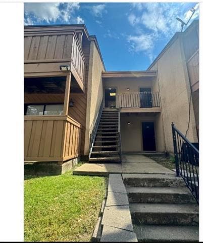 Primary Photo - 8110 Skillman St