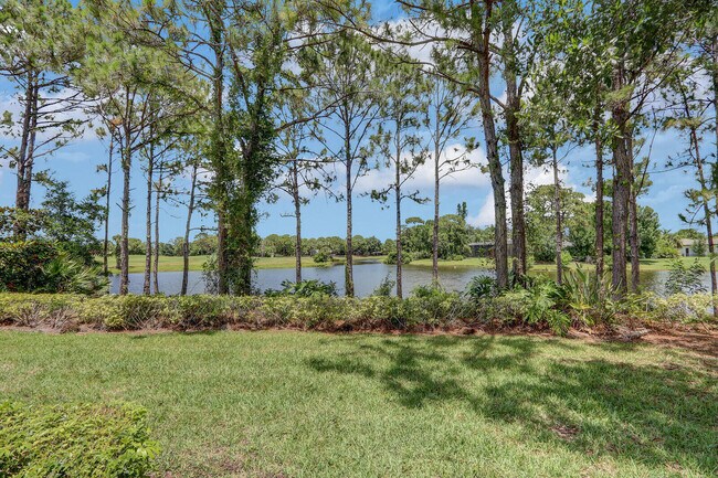 Building Photo - 9400 Briarcliff Trace