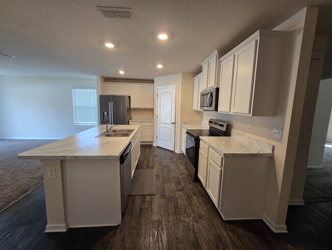 Building Photo - 118 Holston Cir