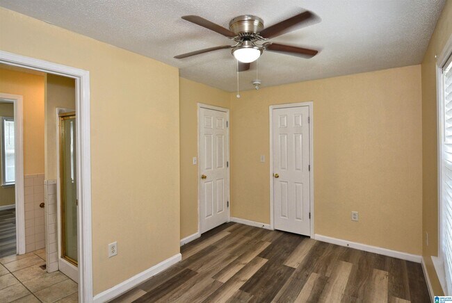 Building Photo - 1721 Maralyn Dr