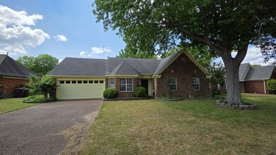 Building Photo - 1471 Wolf Ridge Dr
