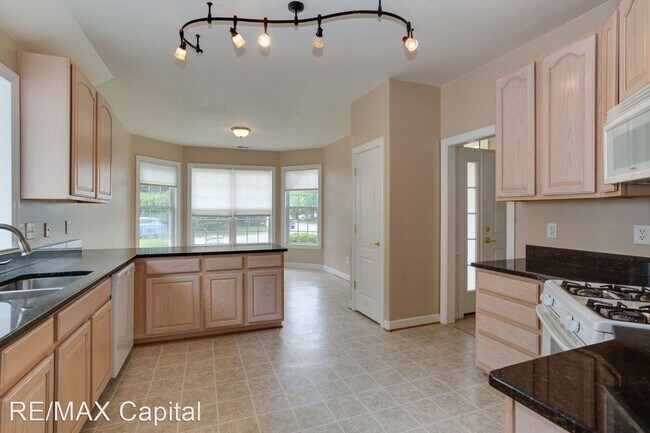 Building Photo - 3 br, 2.5 bath House - QUEEN BISHOP LANE, ...