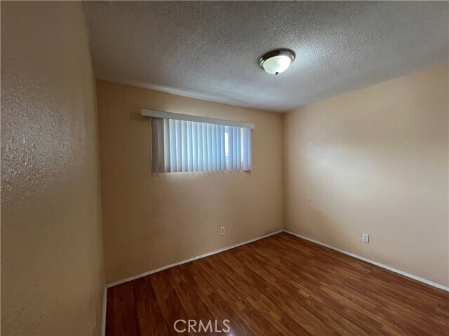Building Photo - 4387 W 134th St