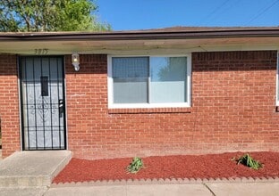 Building Photo - 3815 N Grand Ave
