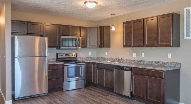 Building Photo - 407 Opal Ln