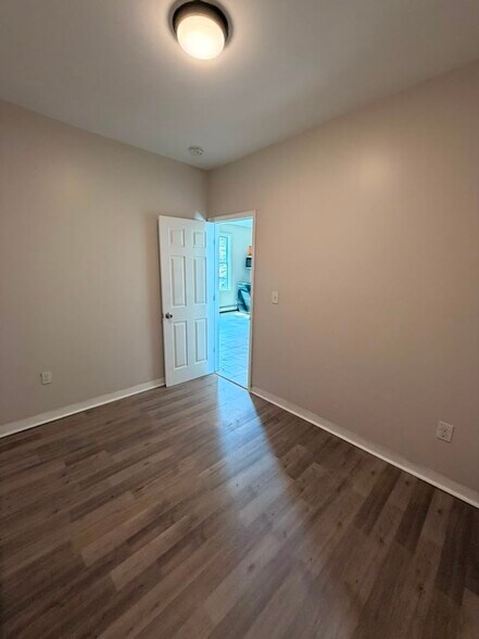 Building Photo - 112 2nd Ave